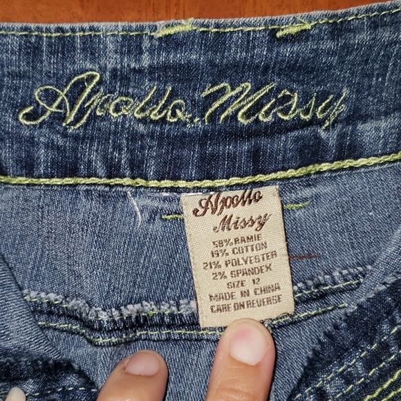 Cute Roll Up Jean Shorts - Picture 6 of 8